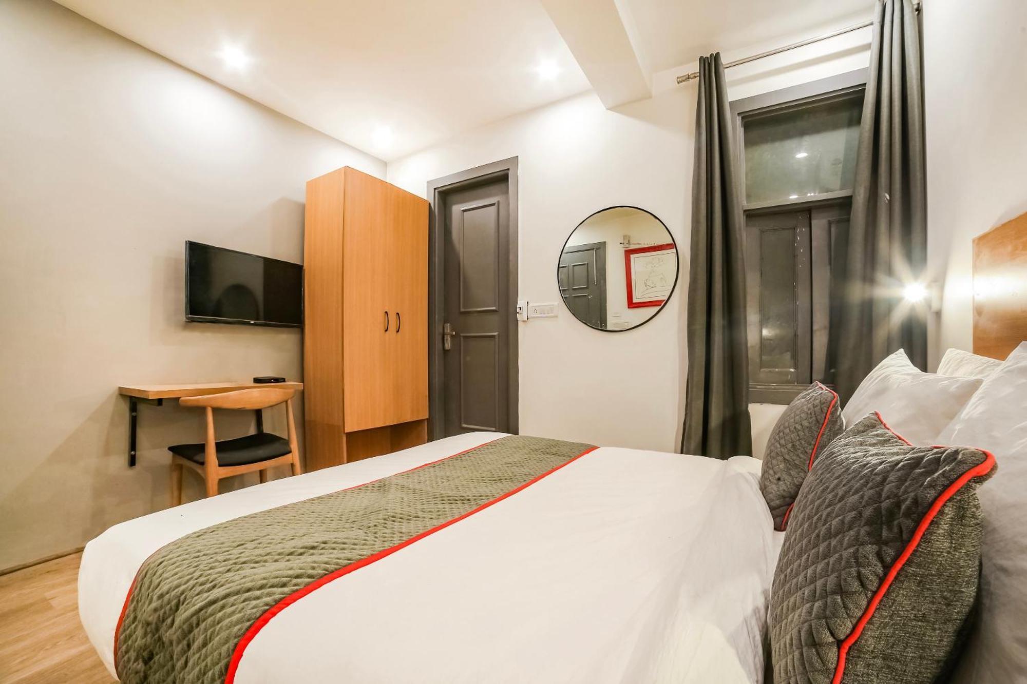 Super Hotel O Nawada Metro デリー エクステリア 写真